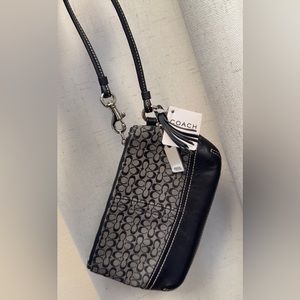 Authentic NWT COACH Mini Signature Duffel Wristlet, Black & gray Size: 4.5" × 7"